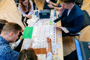Przykłady rozwojowych gier biznesowych dla firm